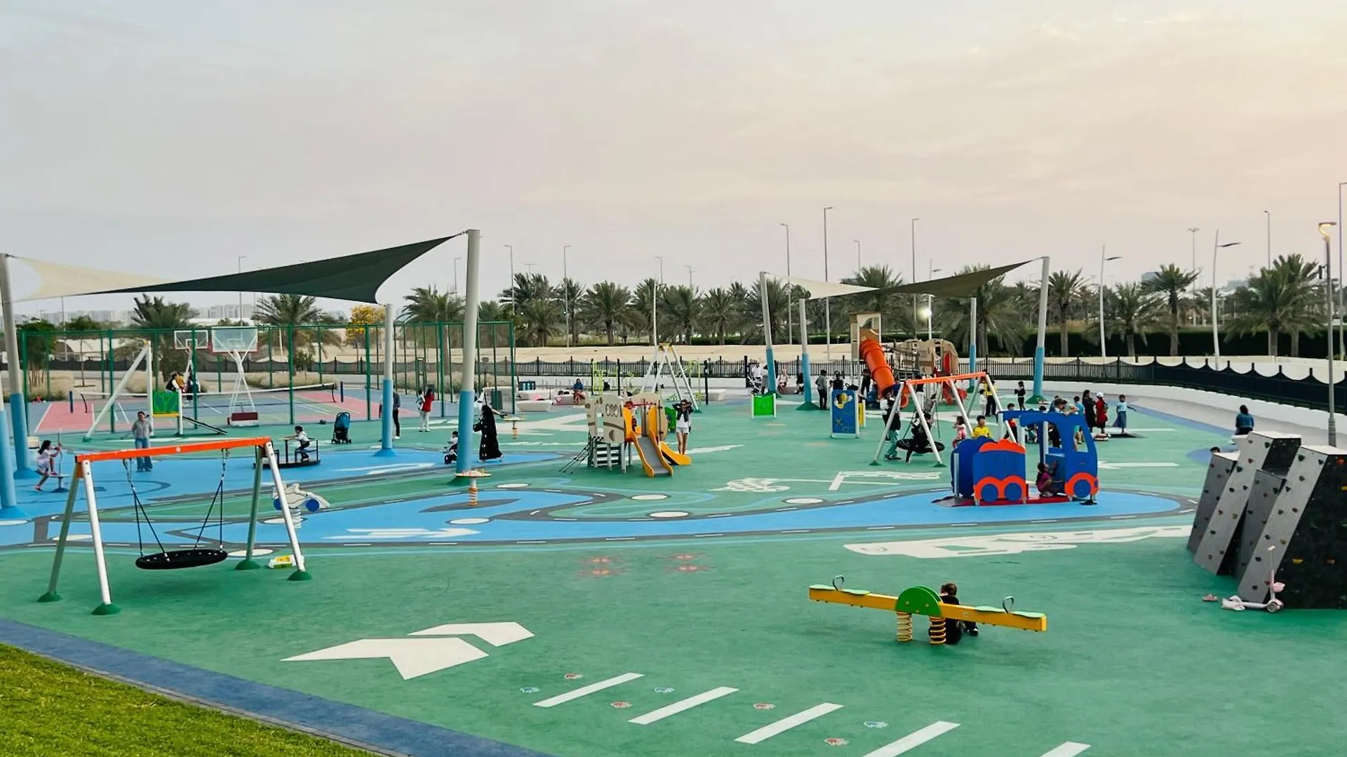 Sleek Stays Home - 1 Bhk At Yas Island Near Sea World,Etihad Arena 0*, أبو ظبي